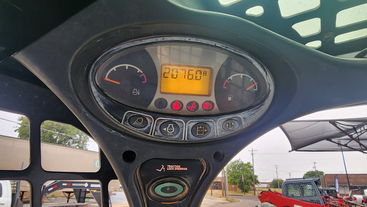 Bobcat S530 Skid-Steer Loader