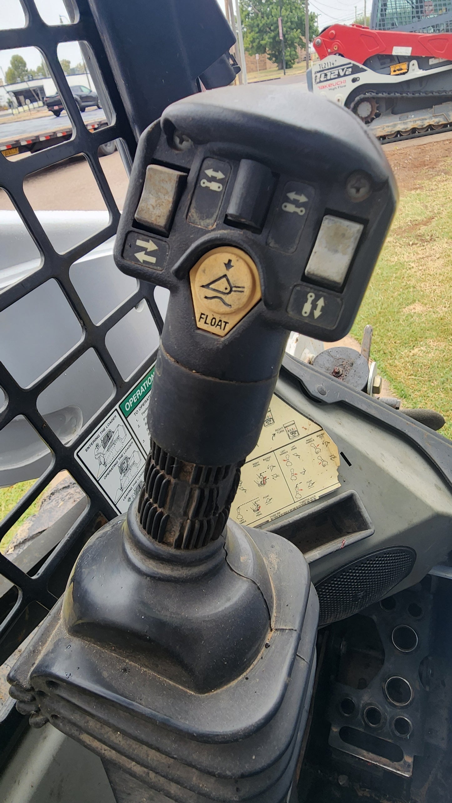 Bobcat S530 Skid-Steer Loader