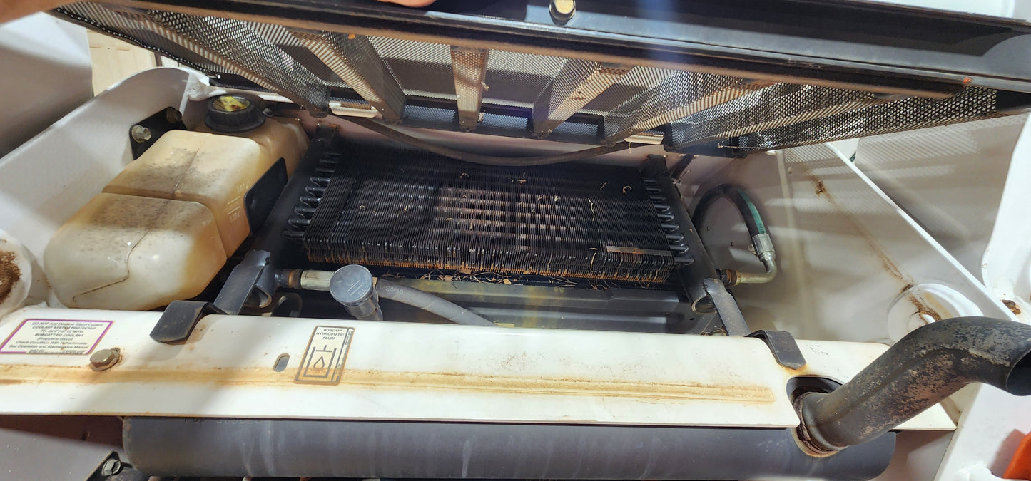 Bobcat S175 Skid Steer Loader w/ Cab & Heat - 452 hours