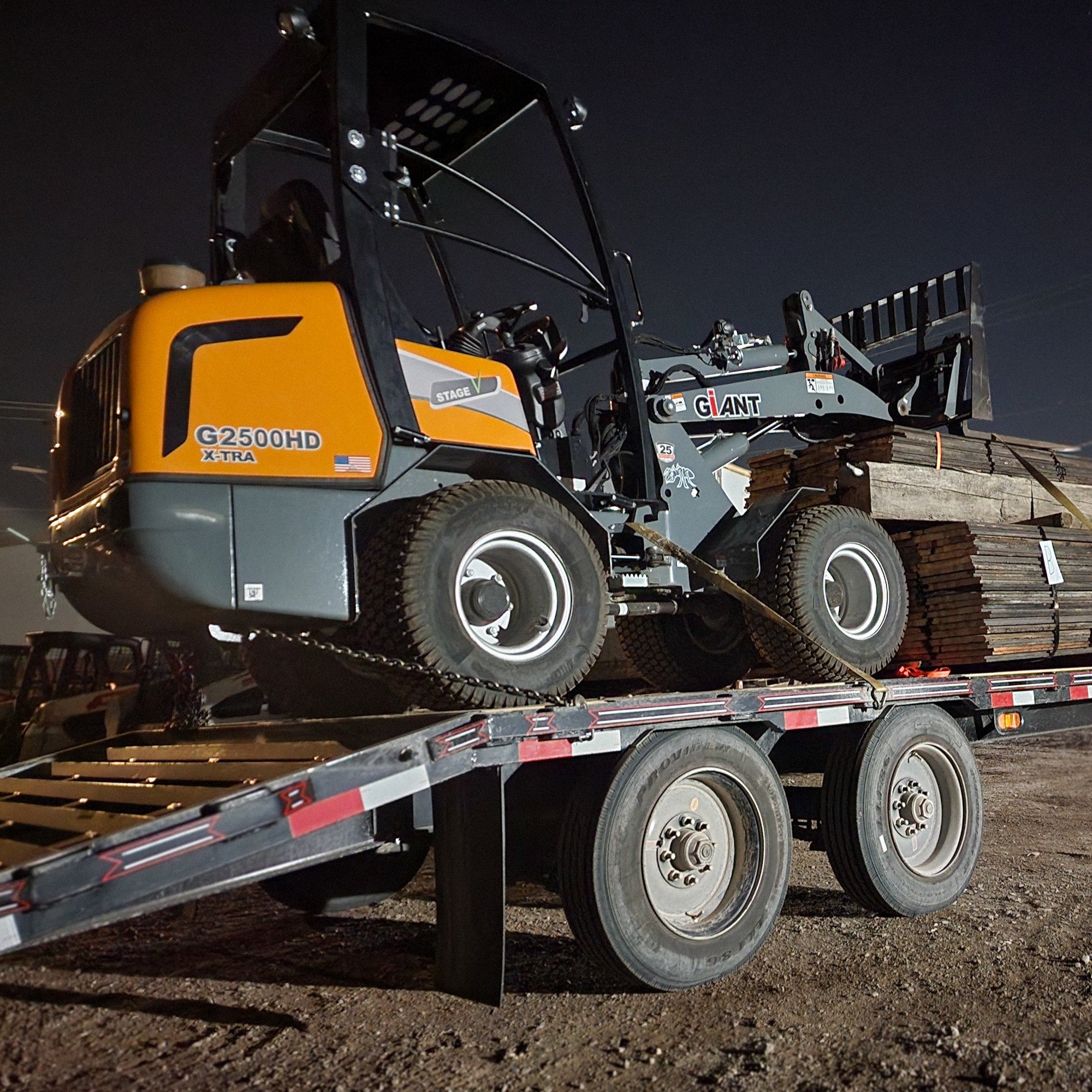 Giant G2500HD X-Tra Compact Wheel Loader (Standard Boom) 276 hrs