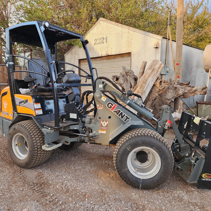 Giant Loaders 2500 HD X-tra