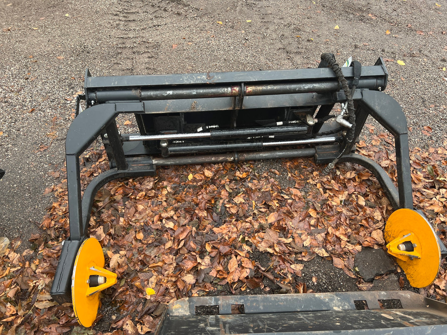 Quick Attach Quick Turf Sod Roller 24in-48in